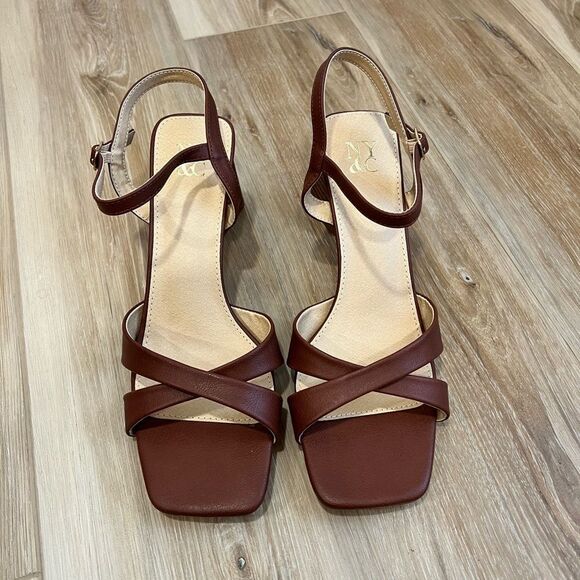 NEW YORK & COMPANY Brown Heels with Ankle Strap Size 8.5 - Picture 3 of 9